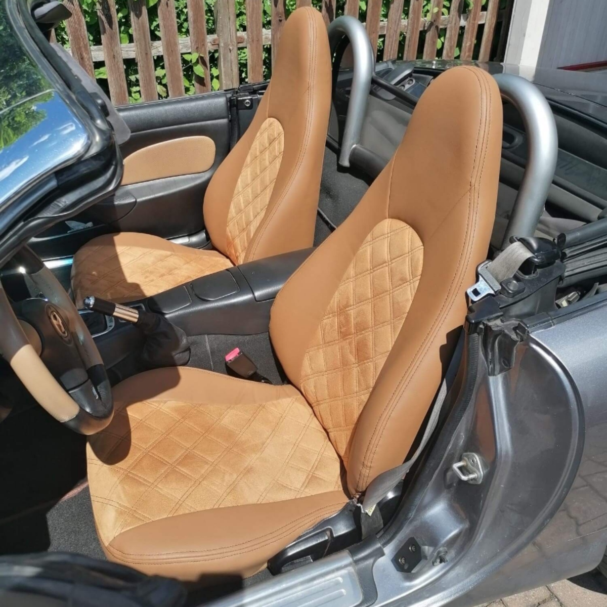 Cabrio Sitzbezuege Braun Rautensteppung Roadster
