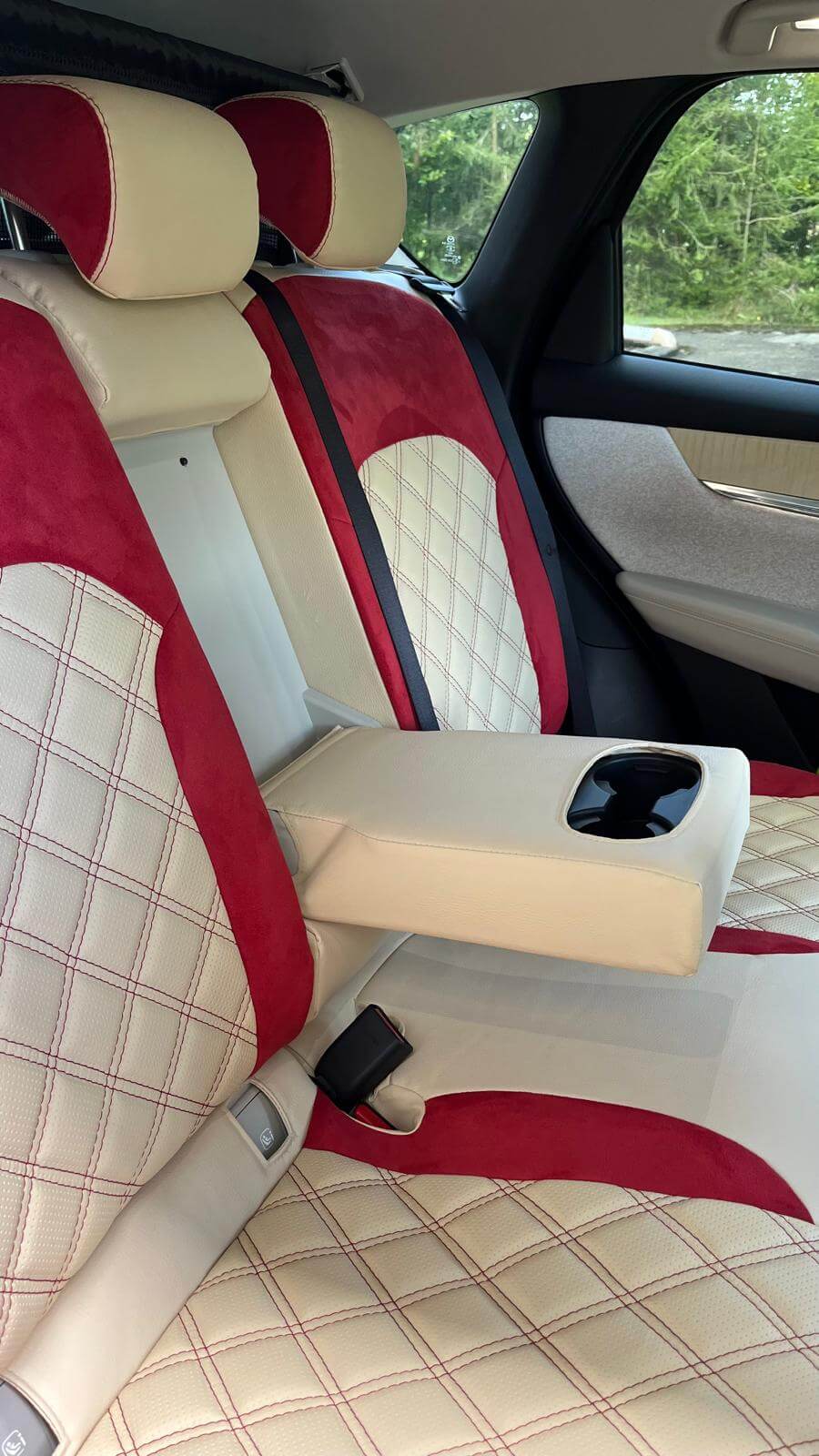 Mazda Cx 60 Sitzbezuege Ruecksitz Mittelarmlehne