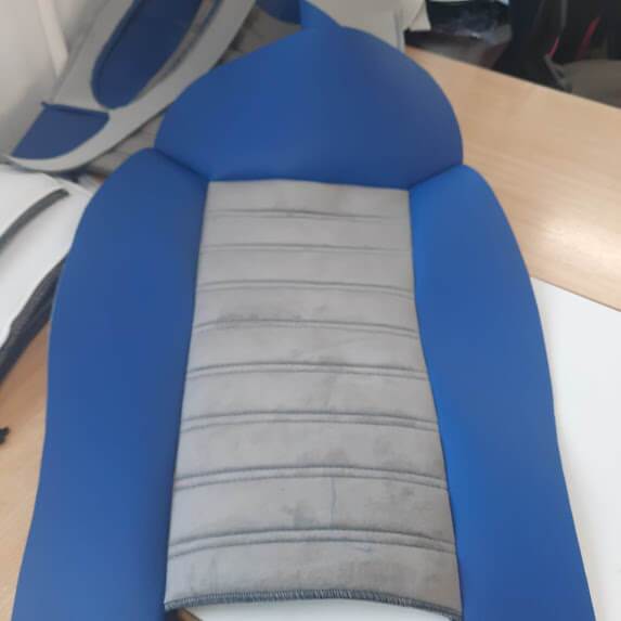 Autositzbezug Massanfertigung Sitzflaeche Blau Grau