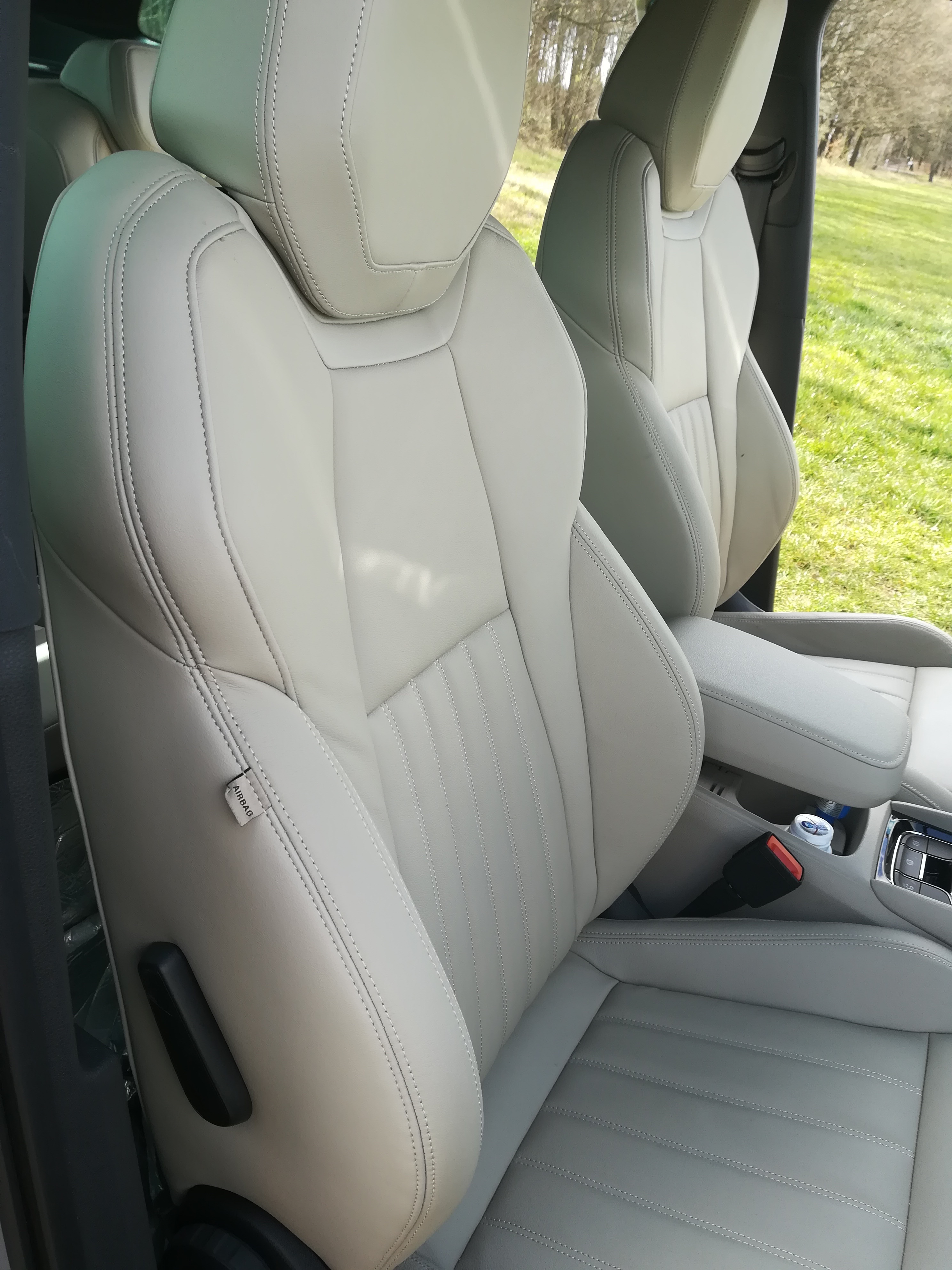 Skoda Karoq Originalsitze Vorne Serienzustand