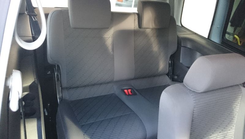Vw Caddy Original Sitze Rueckbank Vor Montage
