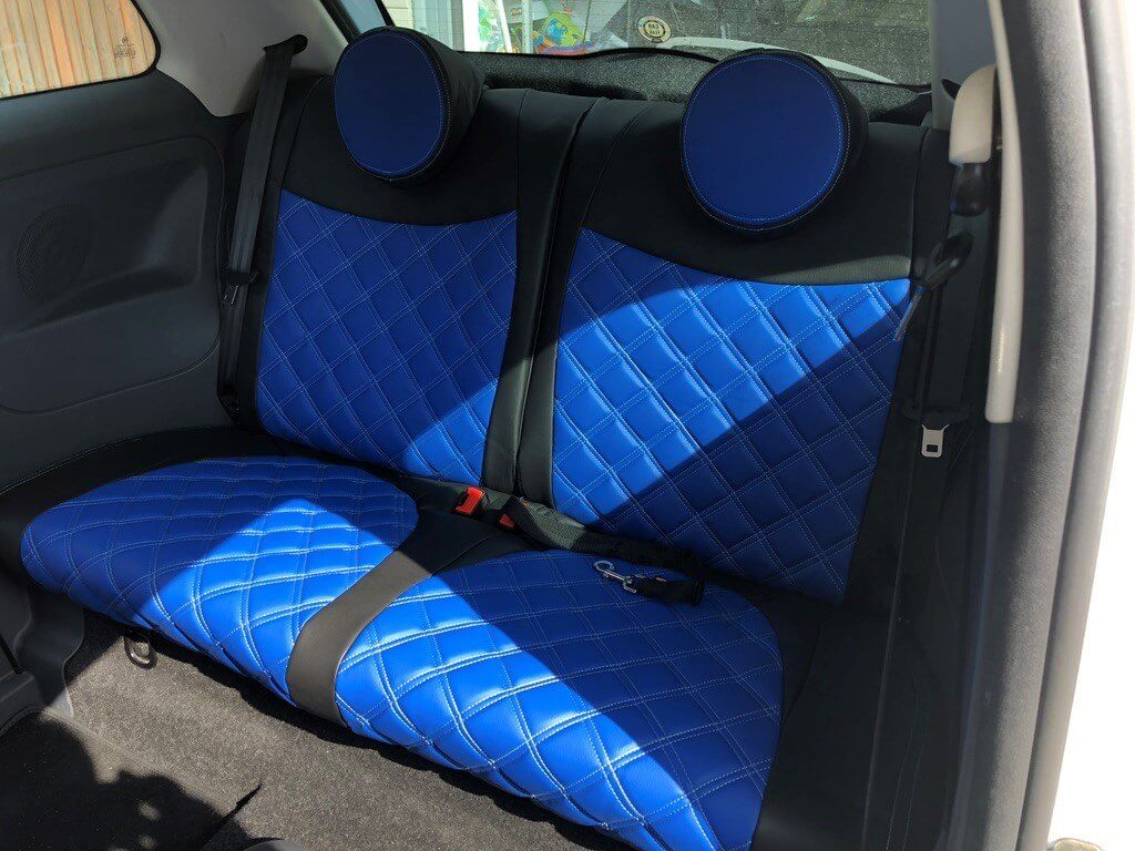 Fiat 500 Ruecksitzbank Sitzbezuege Blau Schwarz Rautensteppung