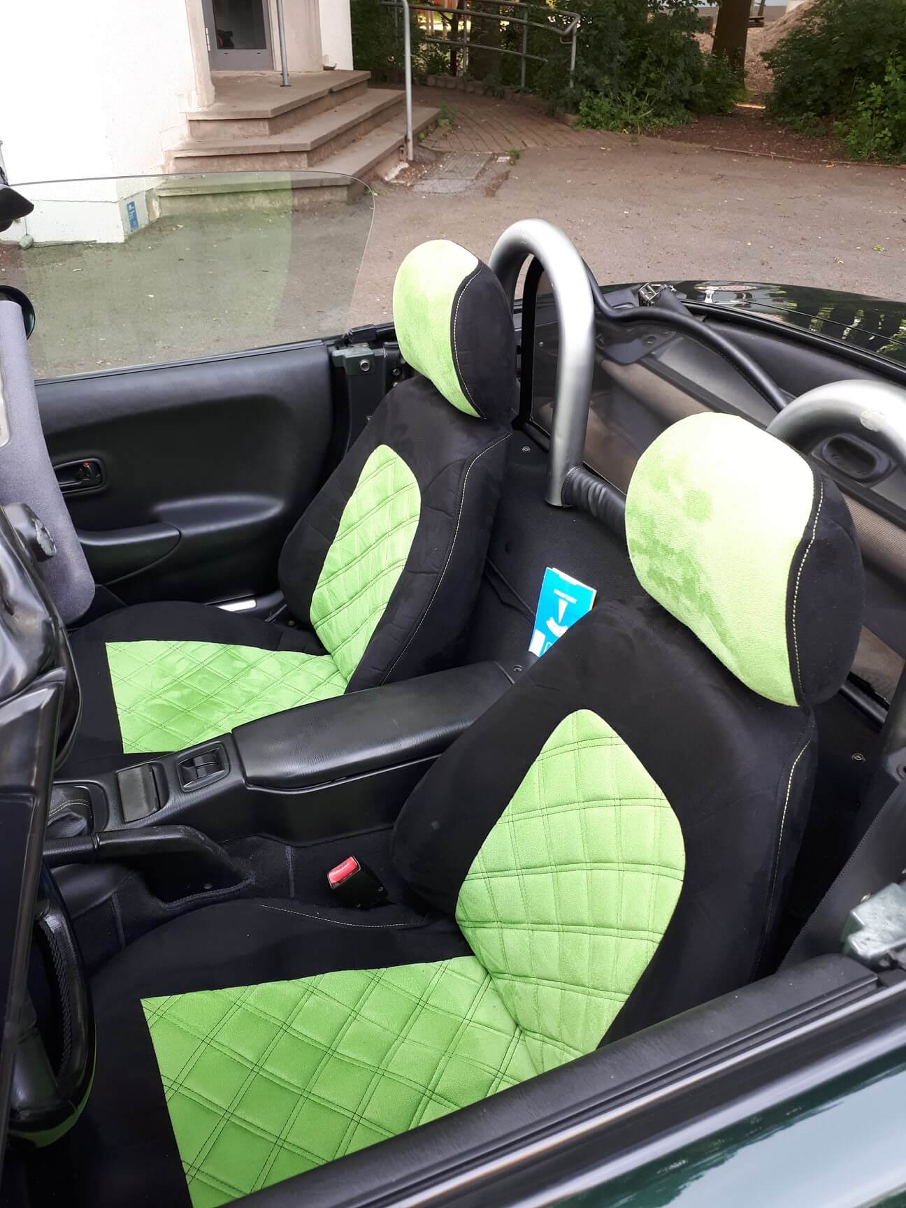 Mazda Mx5 Sitzbezuege Schwarz Gruen Rautensteppung