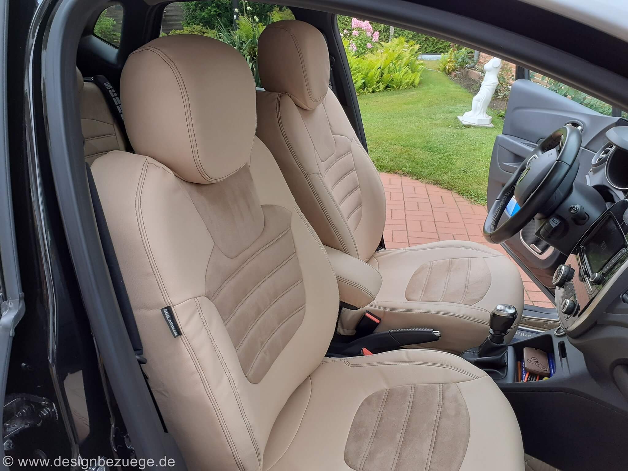 Renault Captur Sitzbezuege Antarrlook Kunstleder Beige