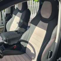 Skoda Kodiaq Sitzbezuege Vorne Grau Beige Schwarz