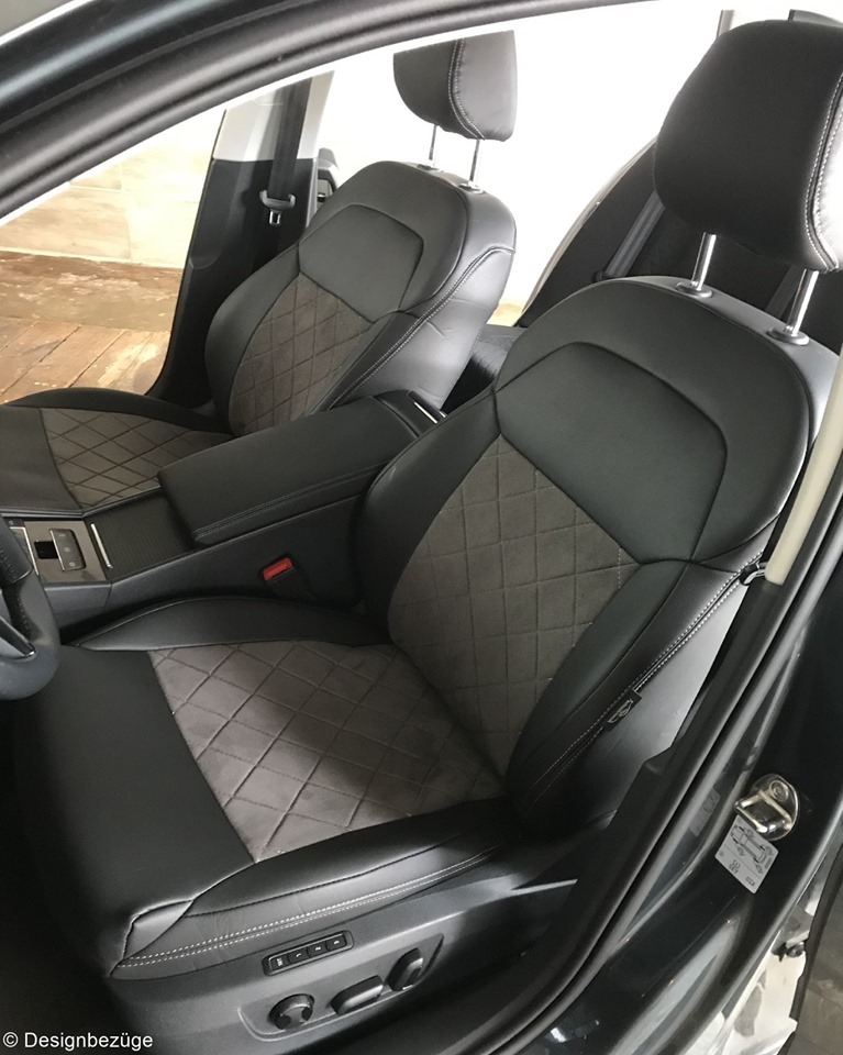 Skoda Superb Sitzbezuege Vorne Schwarz Grau Steppung