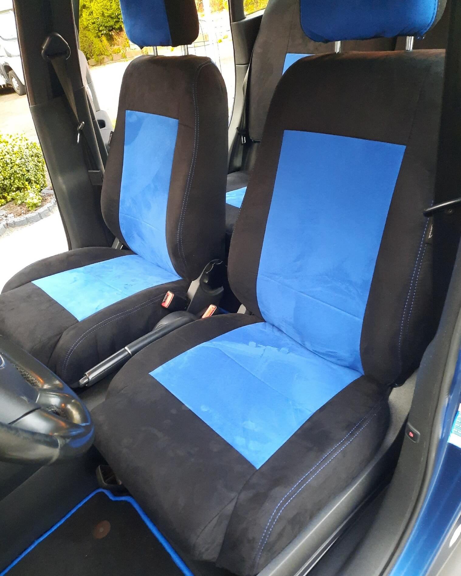 Audi A2 Sitzbezuege Schwarz Blau Vorne