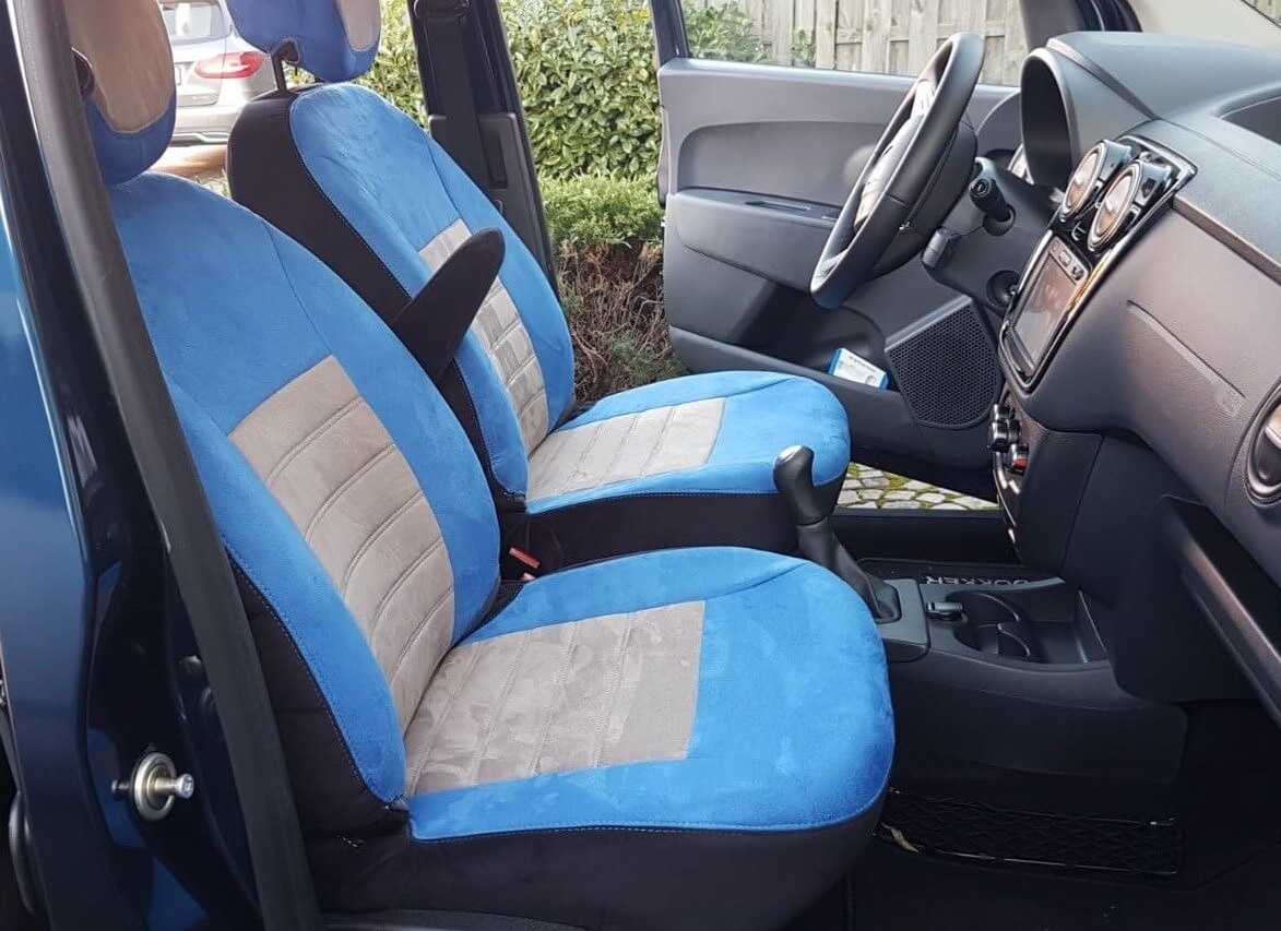 Dacia Dokker Sitzbezuege Blau Grau Vorne