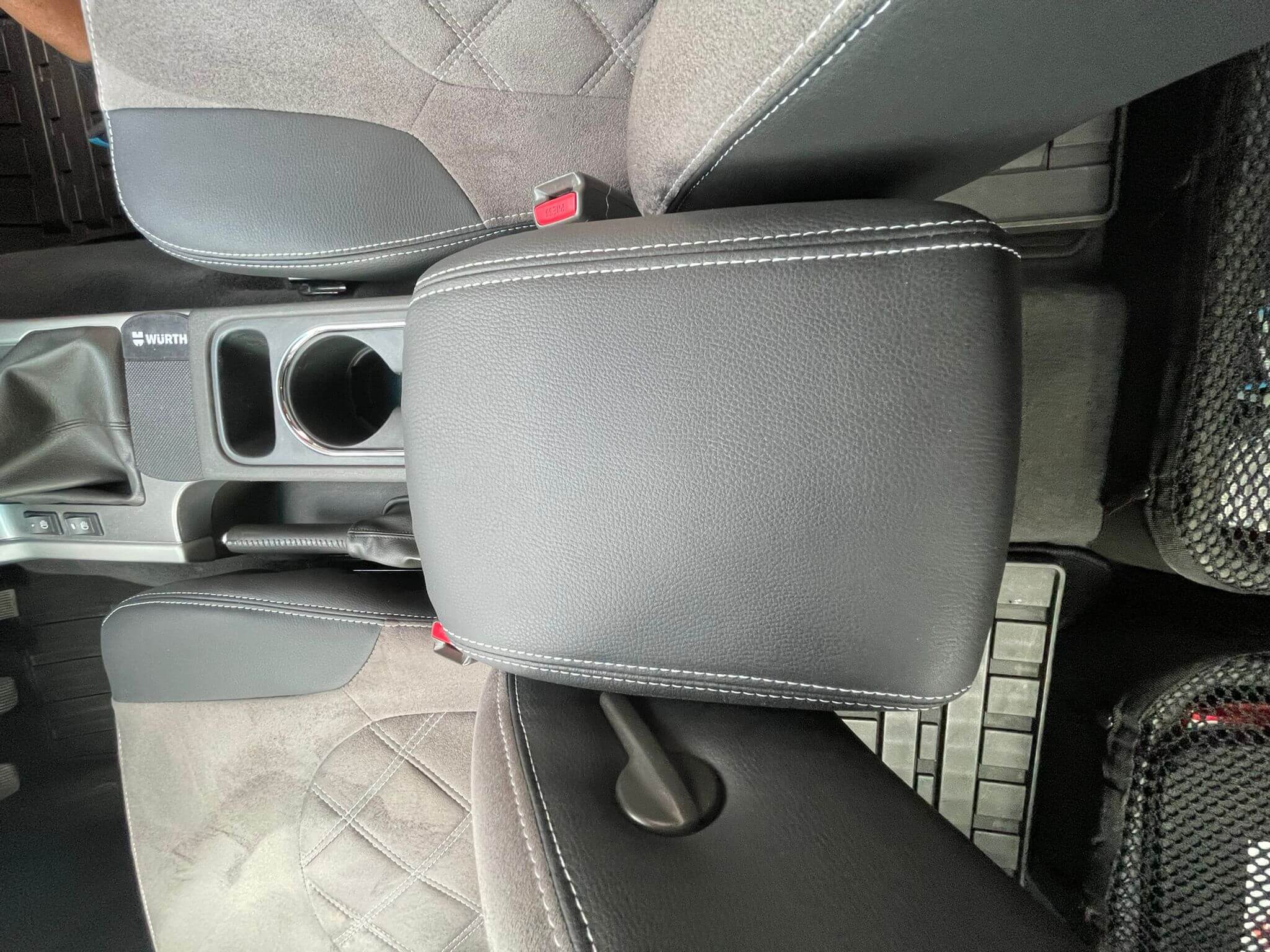 Nissan Passende Sitzbezuege