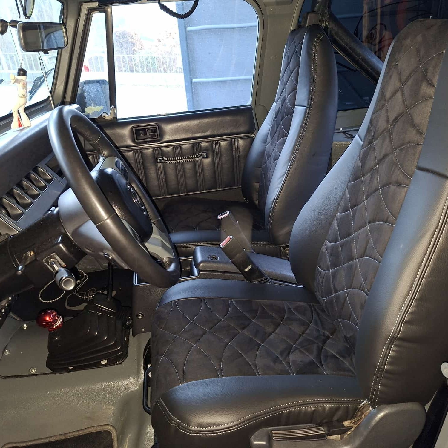 Autositzbezuege Fahrer Beifahrersitz Passgenau