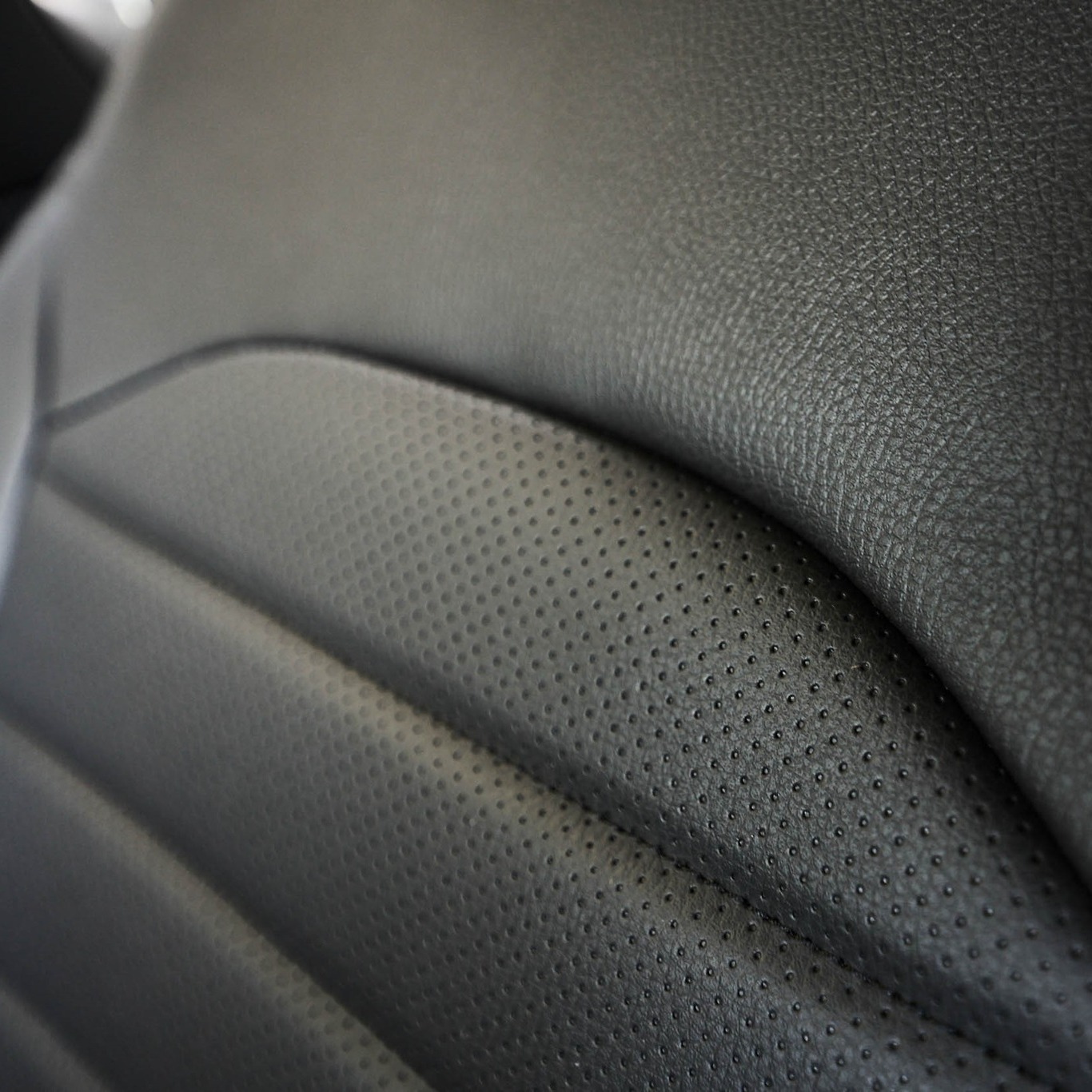 Lederlook Kunstleder Perforiert Autositzbezuege Material Detail