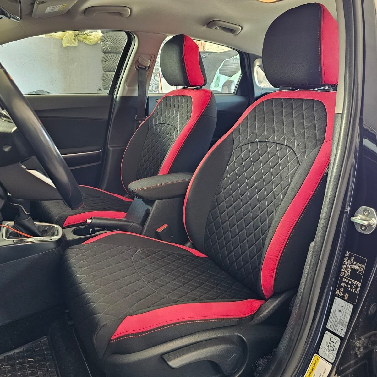 Sportliche Autositzbezuege Schwarz Rot