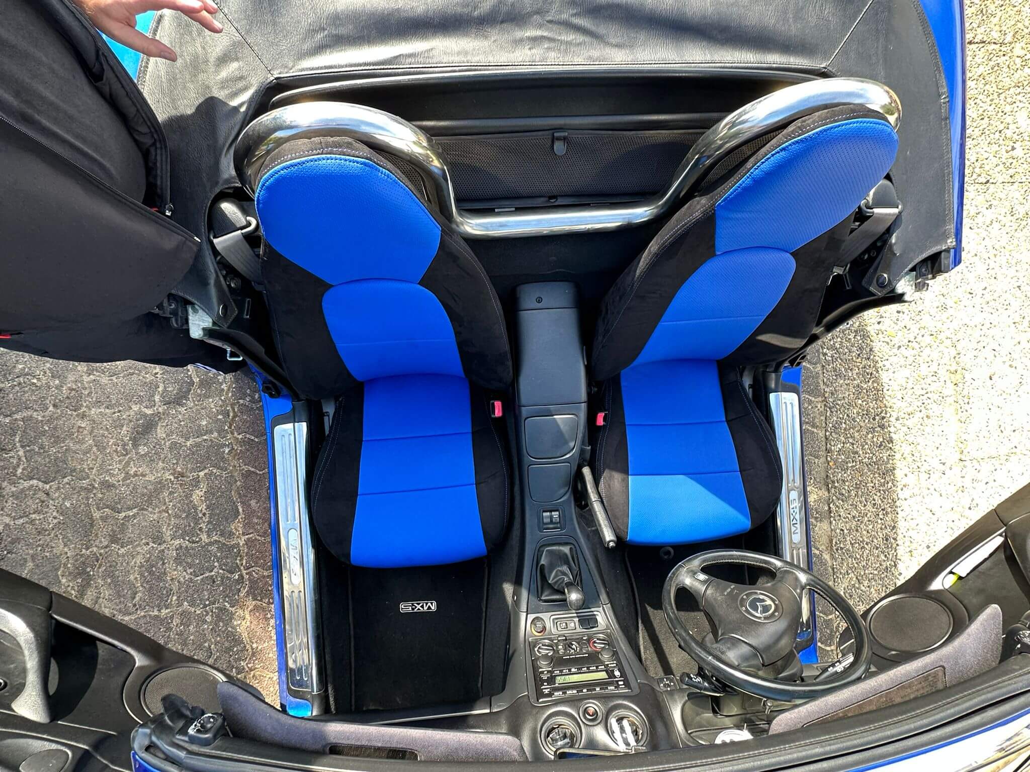 Mazda Mx5 Nb Sitzbezuege Blau Schwarz Roadster Kunstleder