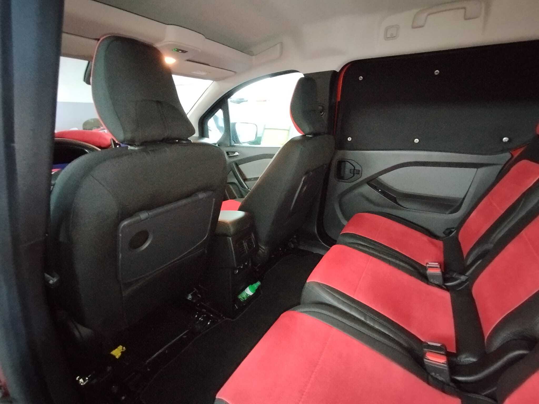 Nissan Townstar Fond Sitzbezuege Antarrlook Lederlook