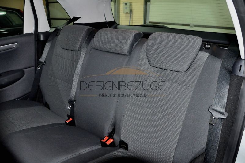 Mercedes B Klasse W246 Sitzbezuege Textil Grau Rueckbank