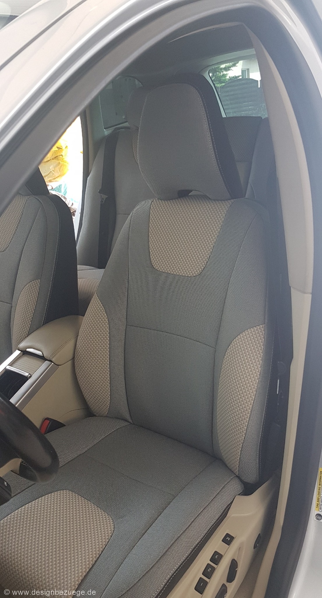 Volvo Sitzbezuege Textil Grau Beige Vordersitz