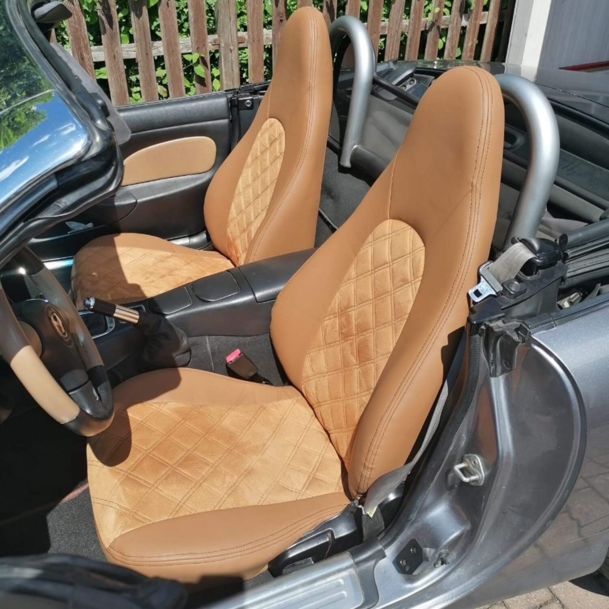 Cabrio Sitzbezuege Braun Rautensteppung Roadster