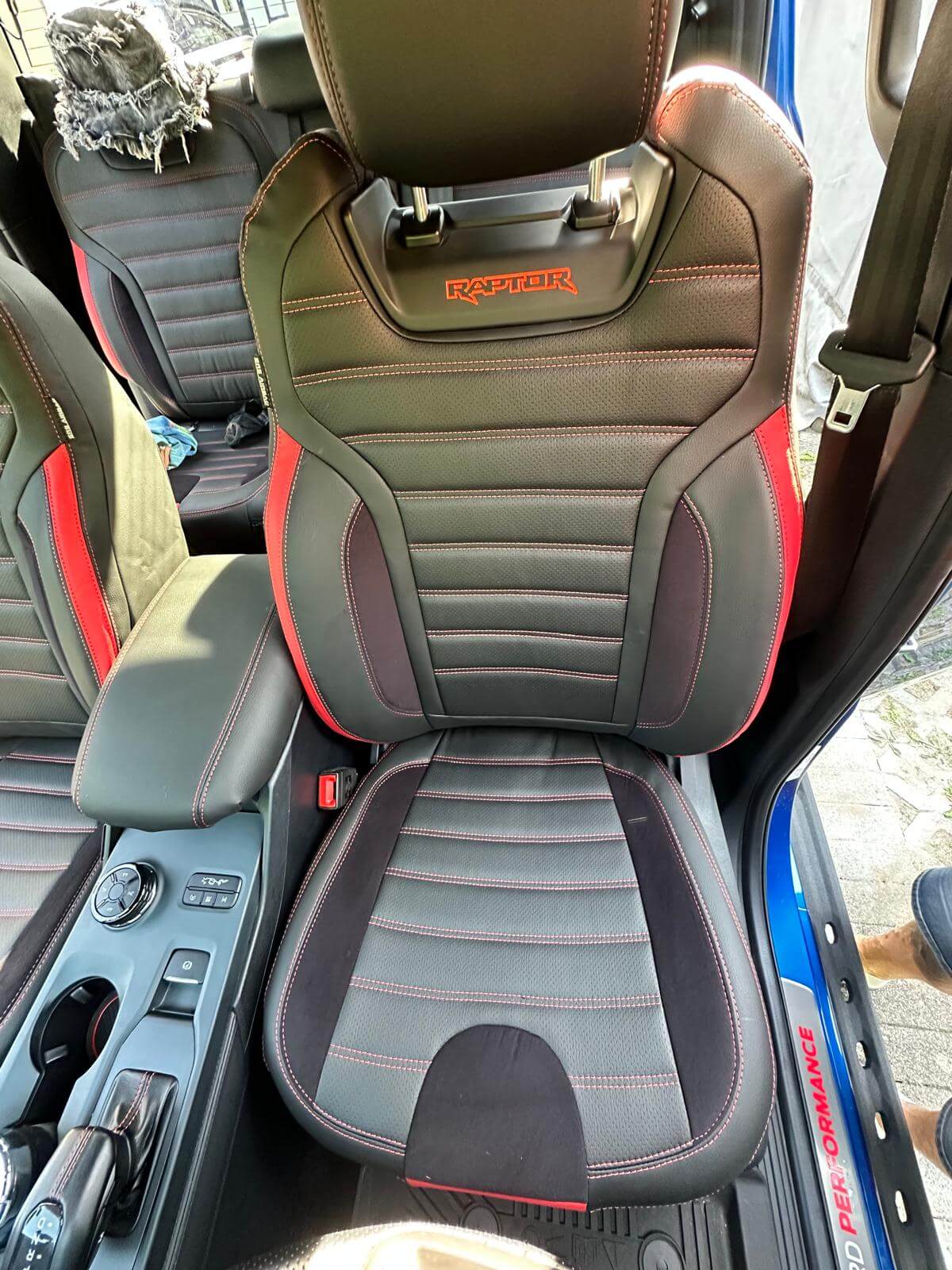 Ford Ranger Raptor Autositze Neu Bezogen