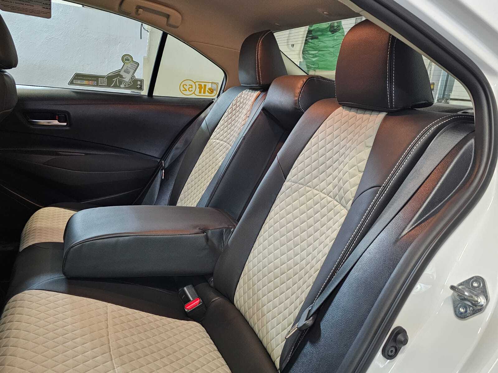 Toyoyta Corolla Taxi Passende Sitzbezuege