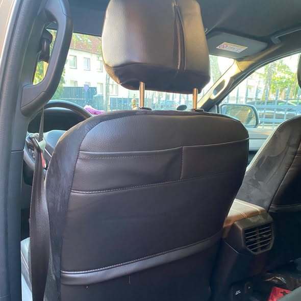 Vw Amarok Sitzbezuege Rueckseite Tasche