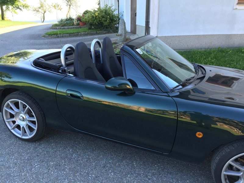 Mazda Mx5 Cabrio Sitzbezuege Schwarz Textil Kunstleder Aussen