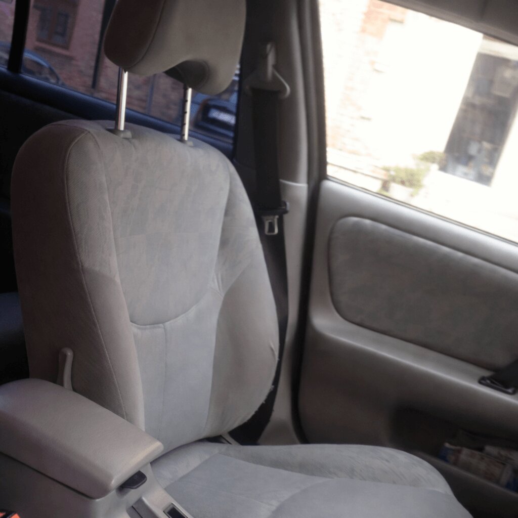 Nissan Primera Originalsitz Vordersitz Vorher