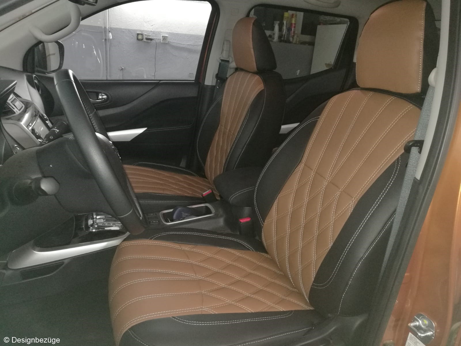 Nissan Navara Sitzbezuege