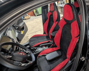 Škoda Kamiq Monte Carlo Sitzbezüge nach Maß – Sportliches Design in Rot & Schwarz