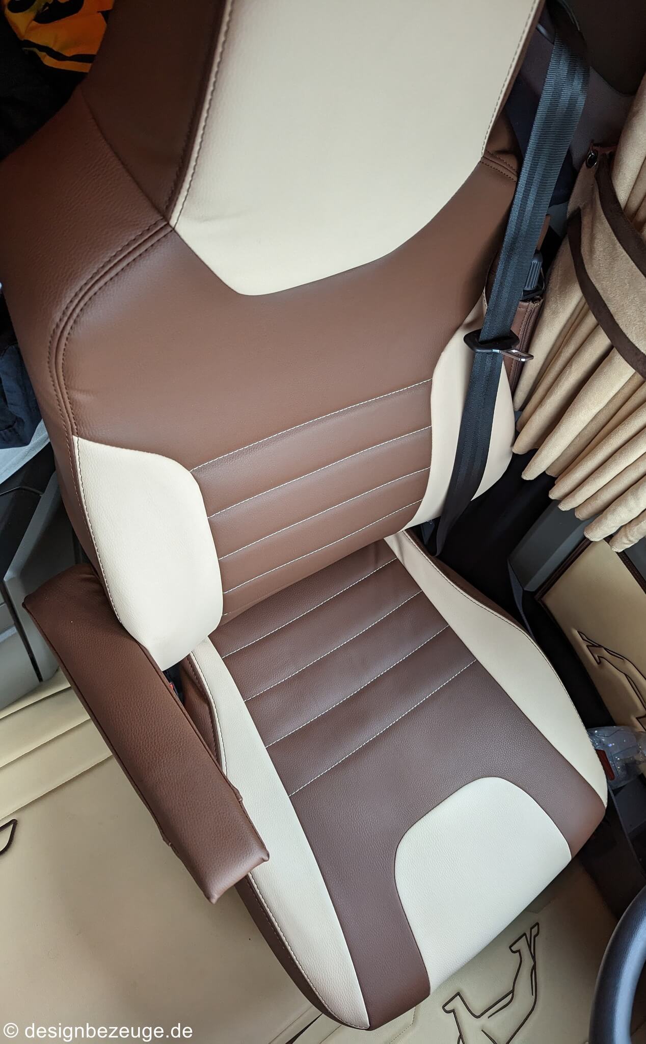 Man Tgx Sitzbezuege Braun Beige Kunstleder Langsnaehte