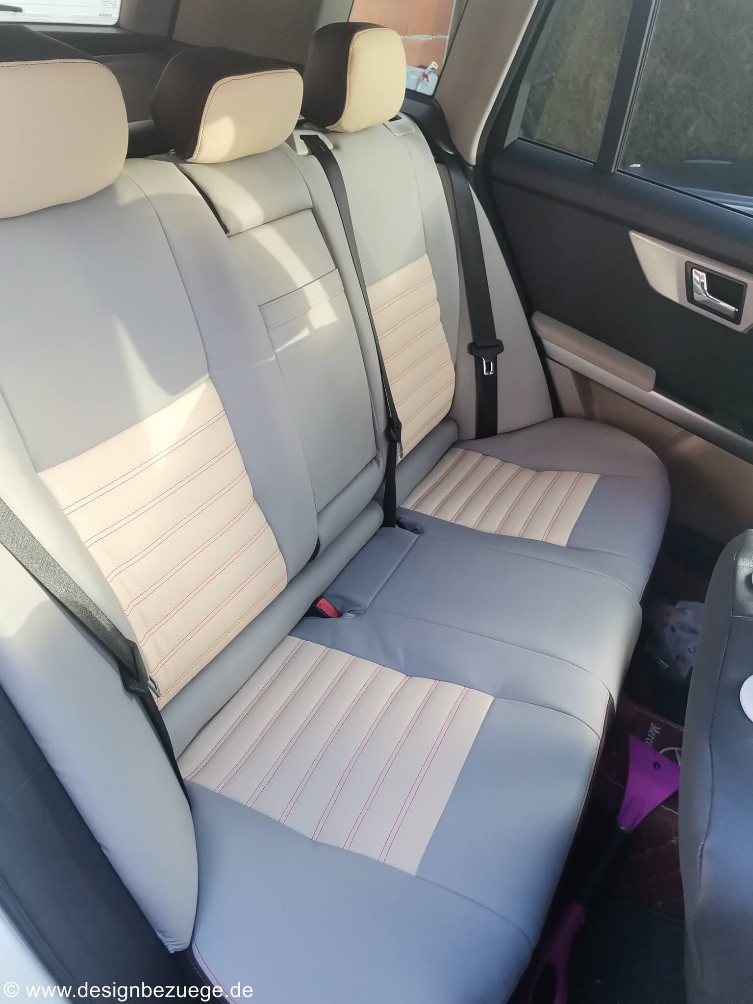 Mercedes Glk Rueckbank Sitzbezuege Grau Beige Liniennaehte
