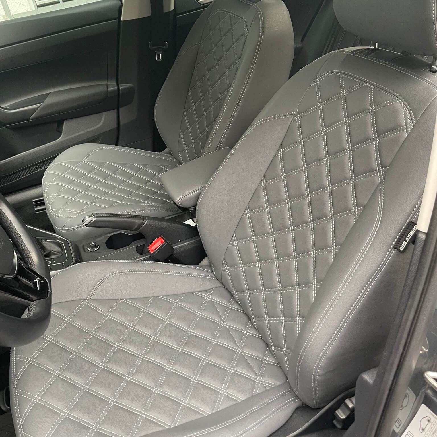 Vw Polo 6 Vordersitze Sitzbezuege Grau Rautensteppung