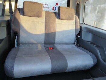 VW Caddy Autositzbezüge nach Maß – Vorher-Nachher Vergleich