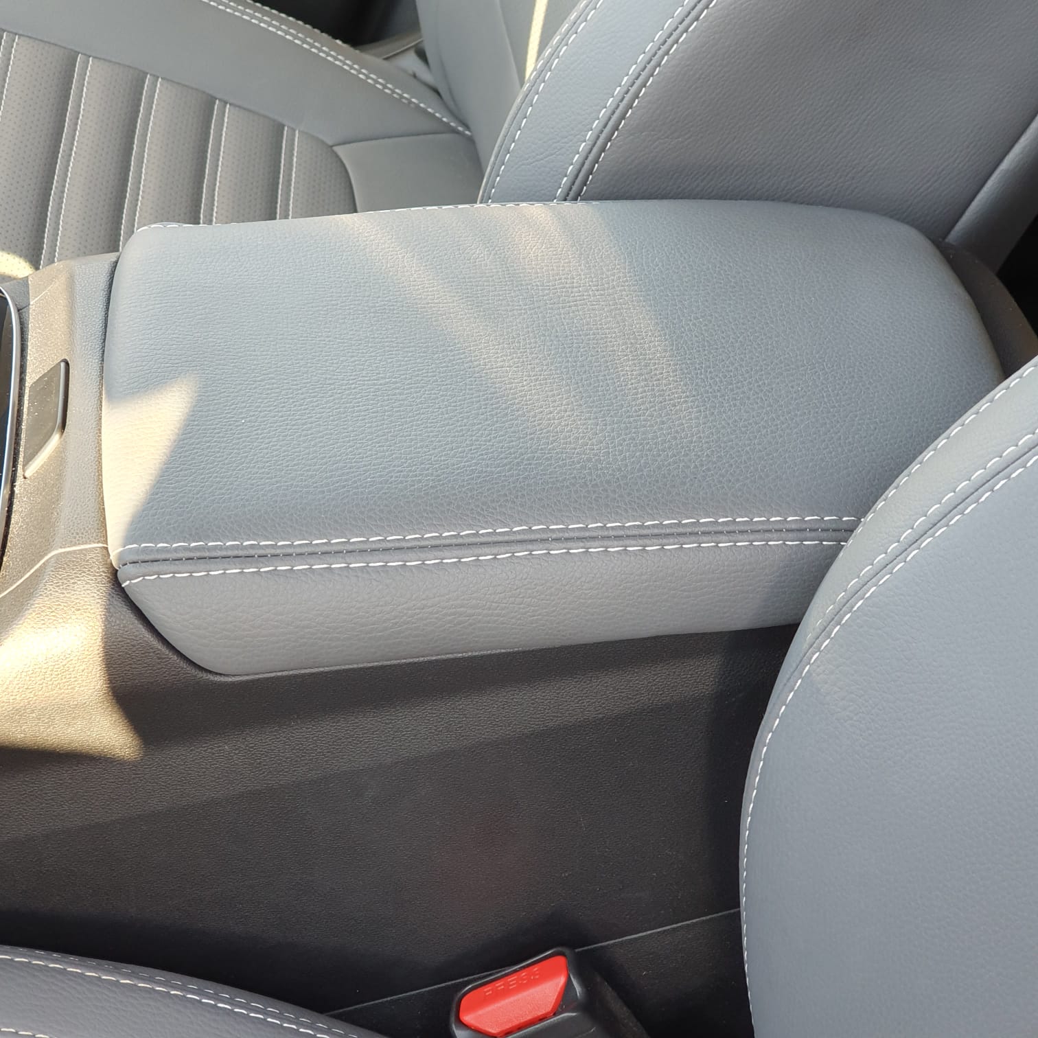 Hyundai Tucson Nx4 Mittelarmlehne Kunstleder D14 Dunkelgrau