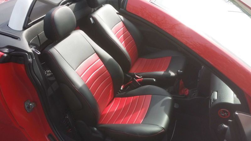 Opel Tigra Sitzbezuege Kunstleder D02 Rot D15 Schwarz